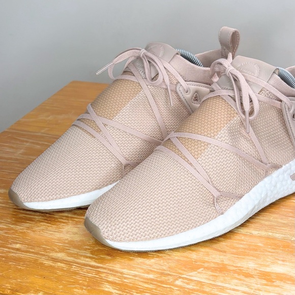 Adidas Originals Women’s Arkyn Knit Sneaker - Picture 8 of 12